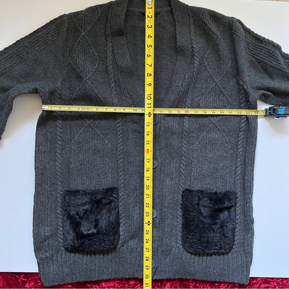 Vera Wang Cable Knit Fur Trimmed Cardigan Sweater - Picture 12 of 13